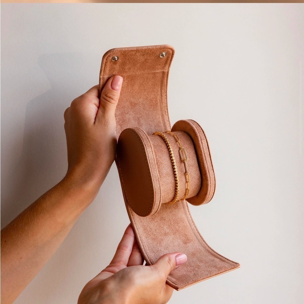 Leather Bracelet/Watch Case — image 4 of 6
